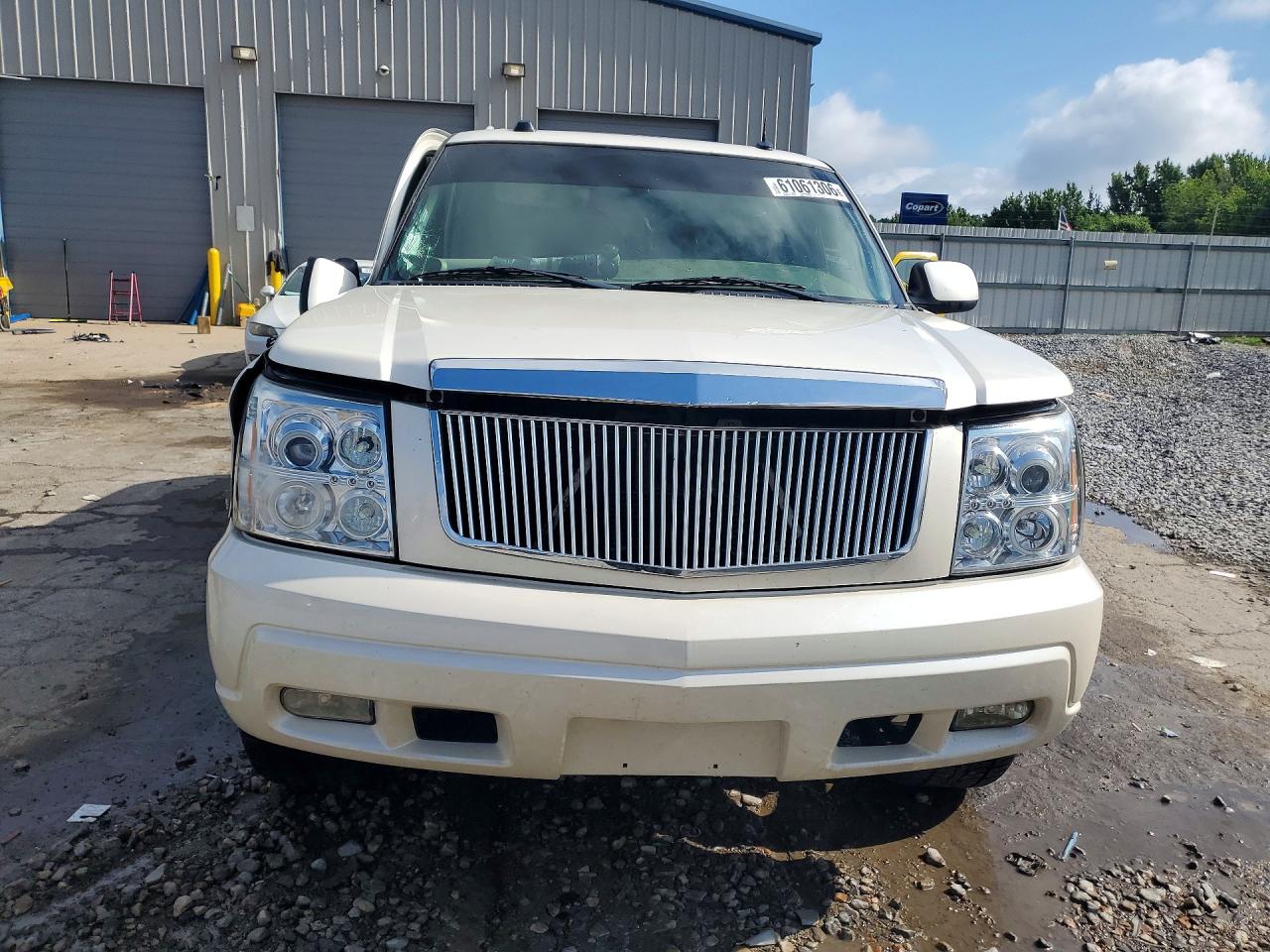 2004 CADILLAC ESCALADE