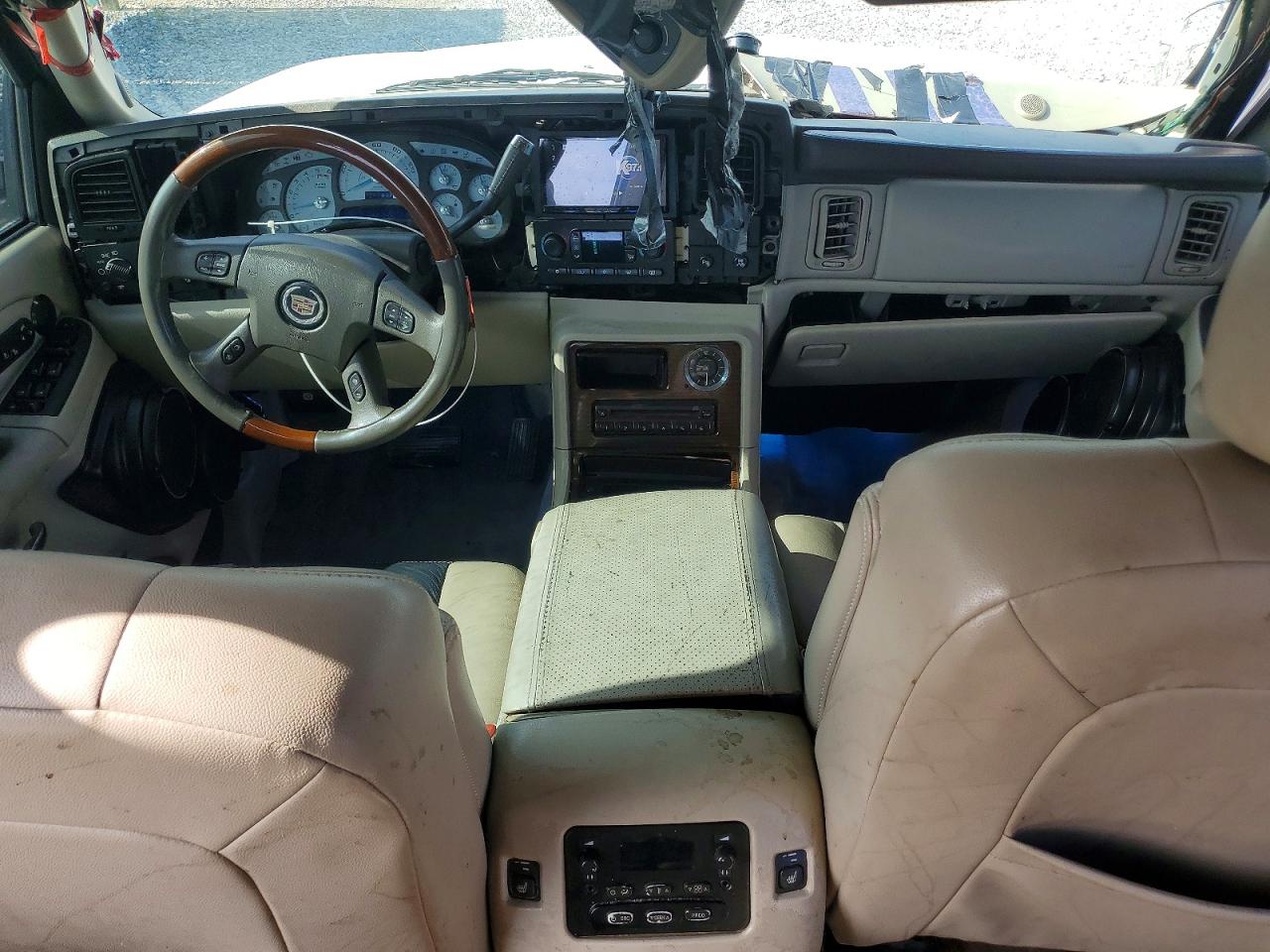 2004 CADILLAC ESCALADE