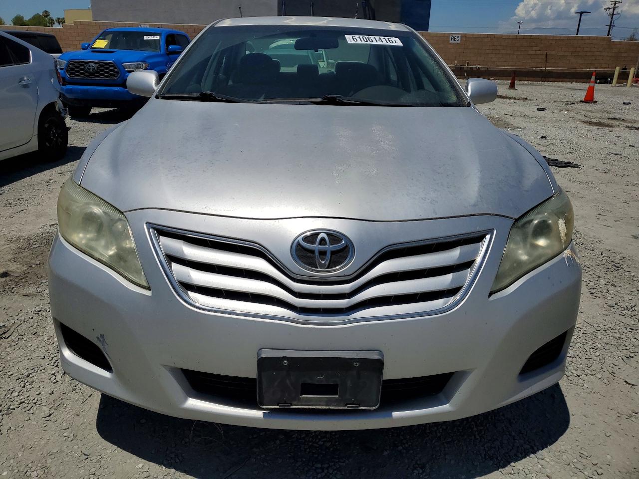 2011 TOYOTA CAMRY