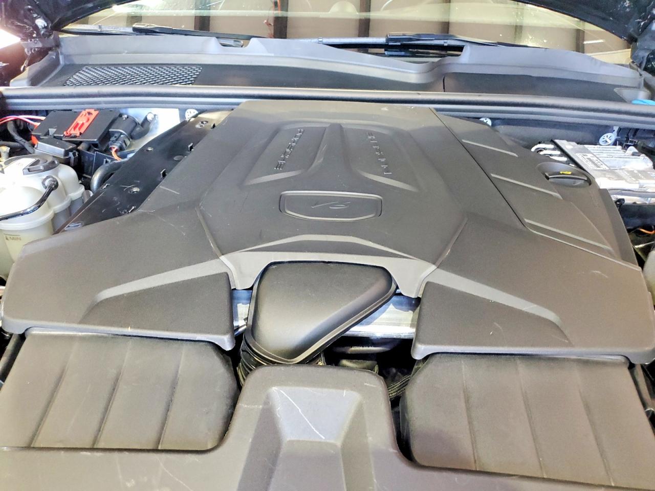 2026 PORSCHE CAYENNE