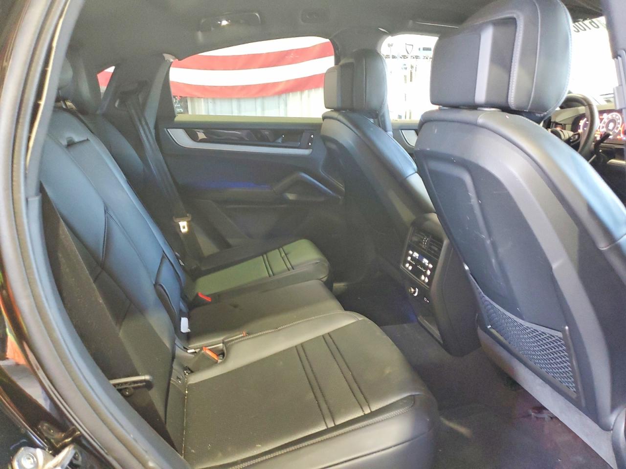 2026 PORSCHE CAYENNE
