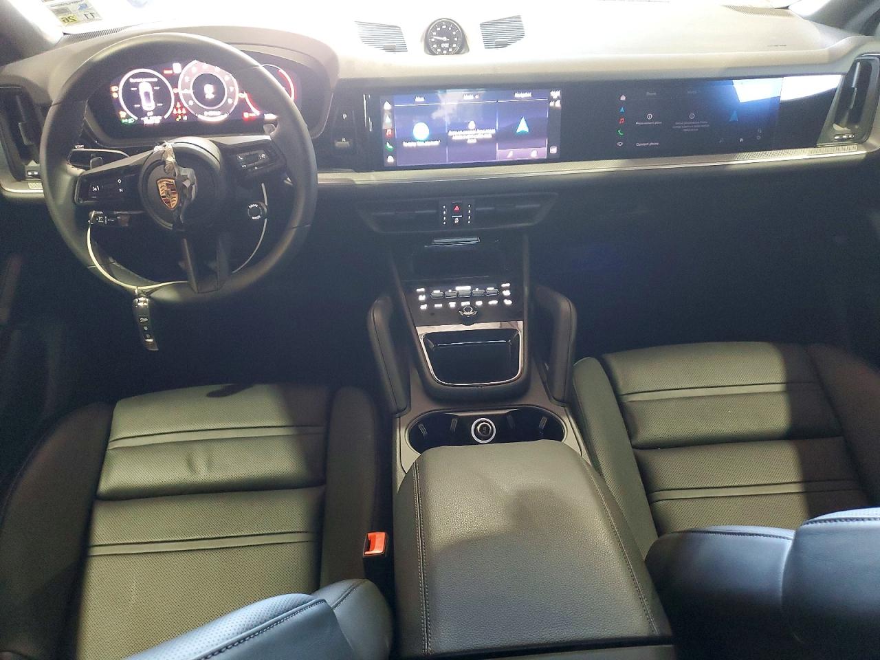 2026 PORSCHE CAYENNE
