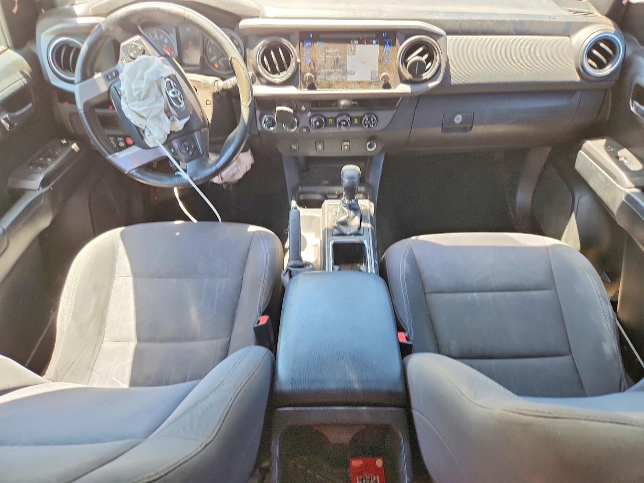2017 TOYOTA TACOMA