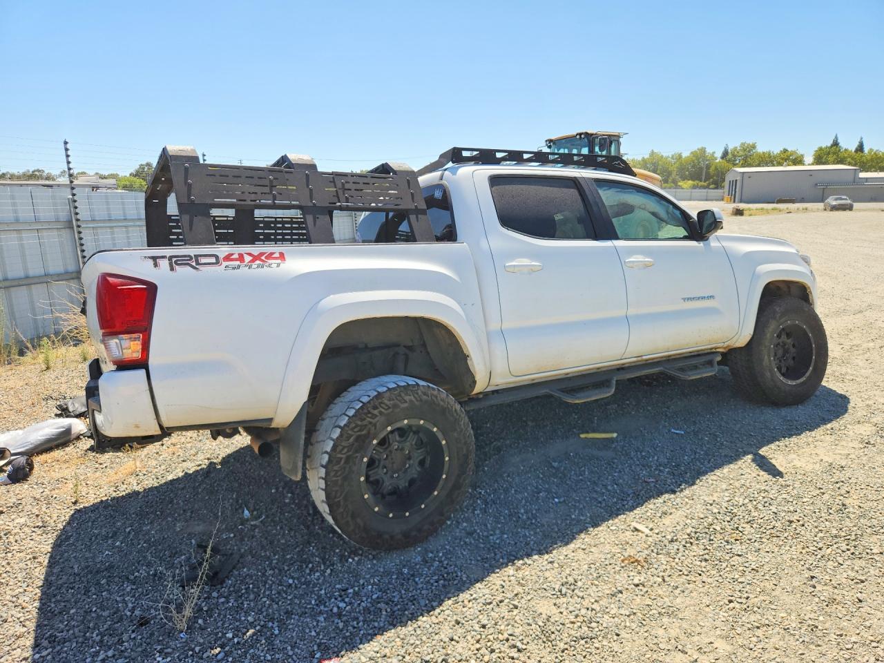 2017 TOYOTA TACOMA