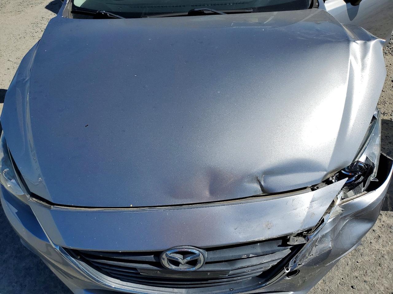 2016 MAZDA 3