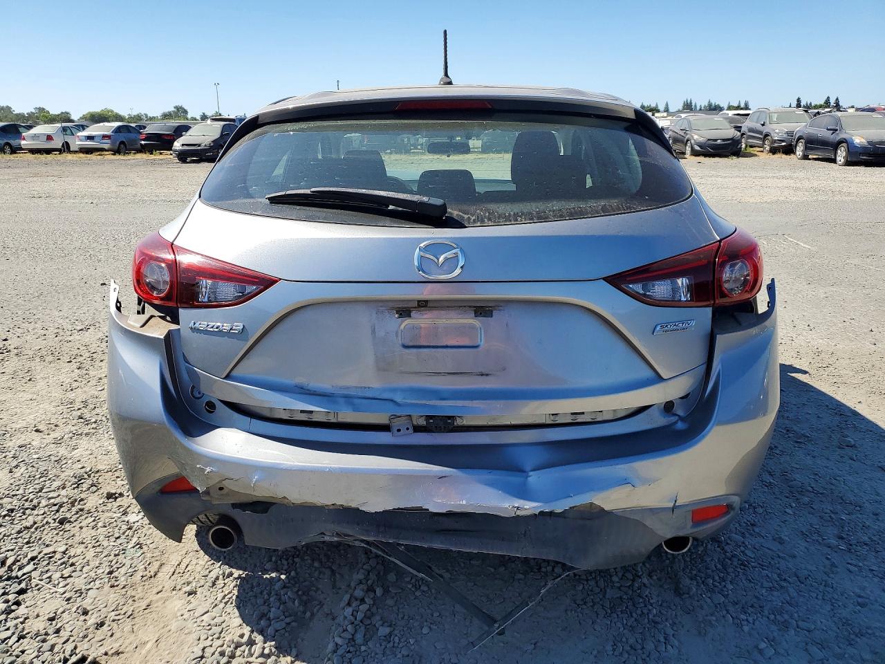 2016 MAZDA 3