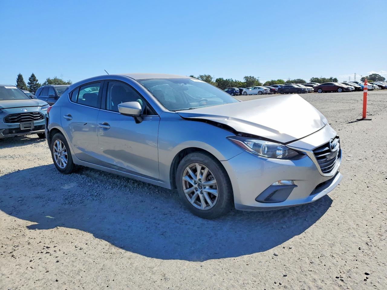 2016 MAZDA 3