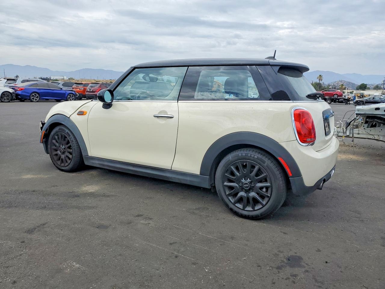 2017 MINI COOPER