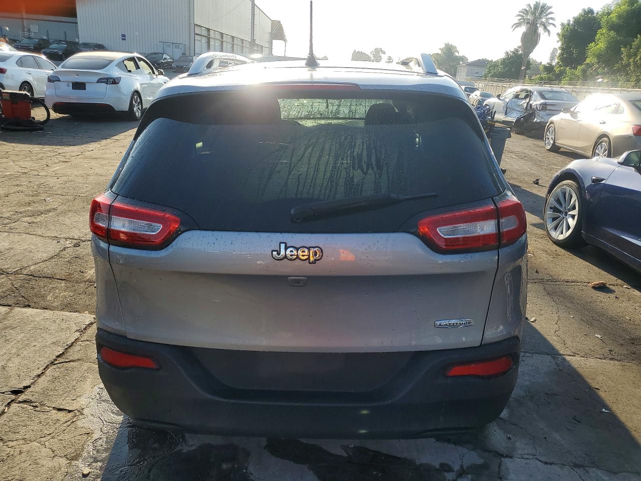 2017 JEEP CHEROKEE