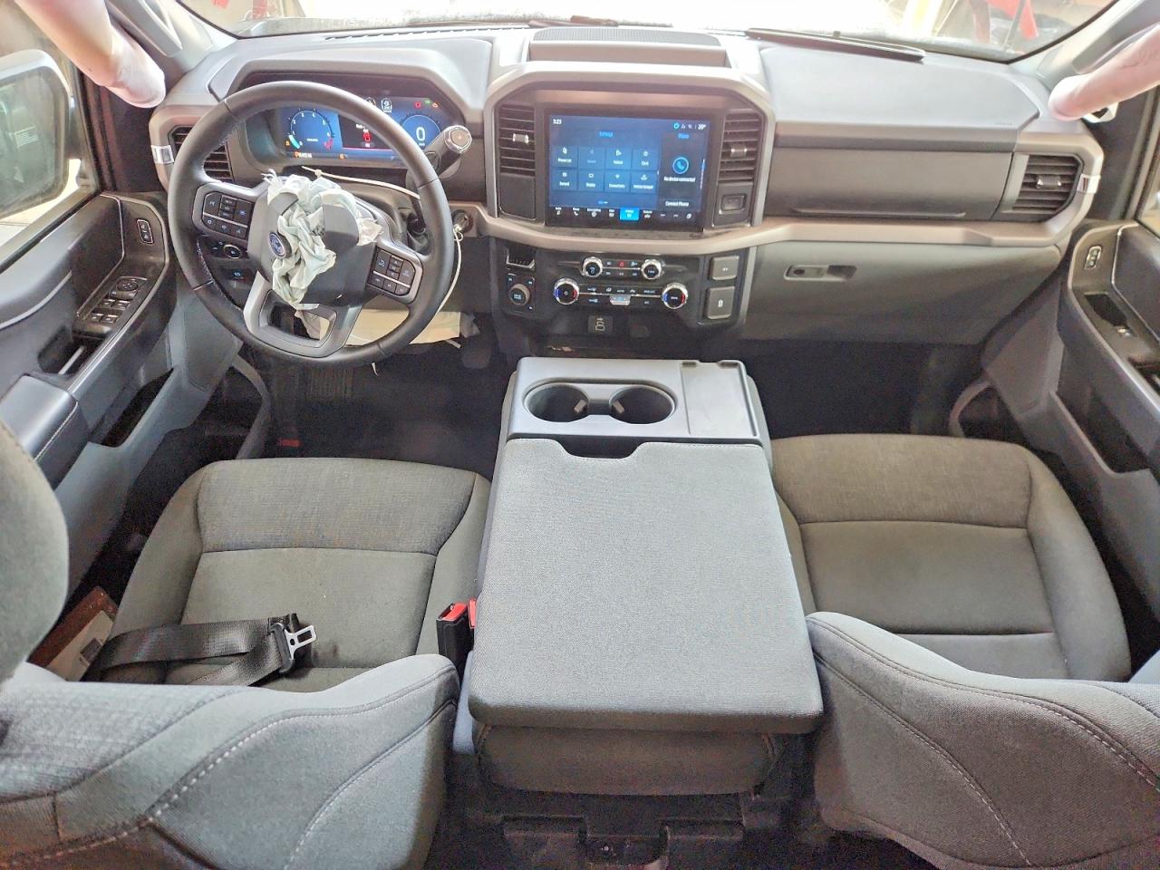 2025 FORD F150