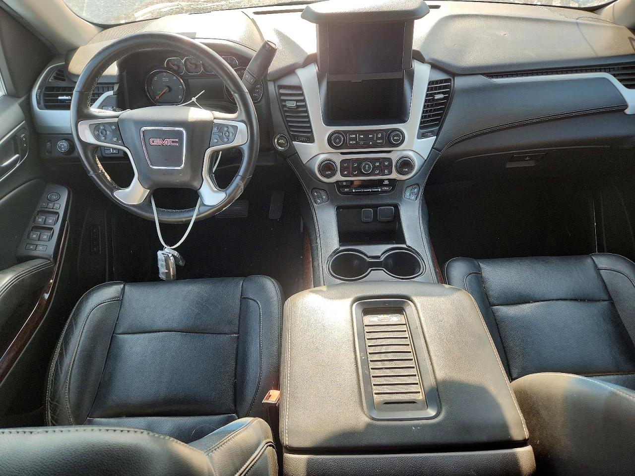 2015 GMC YUKON