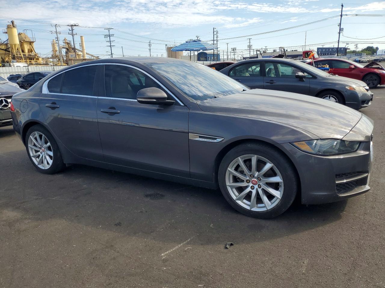 2017 JAGUAR XE