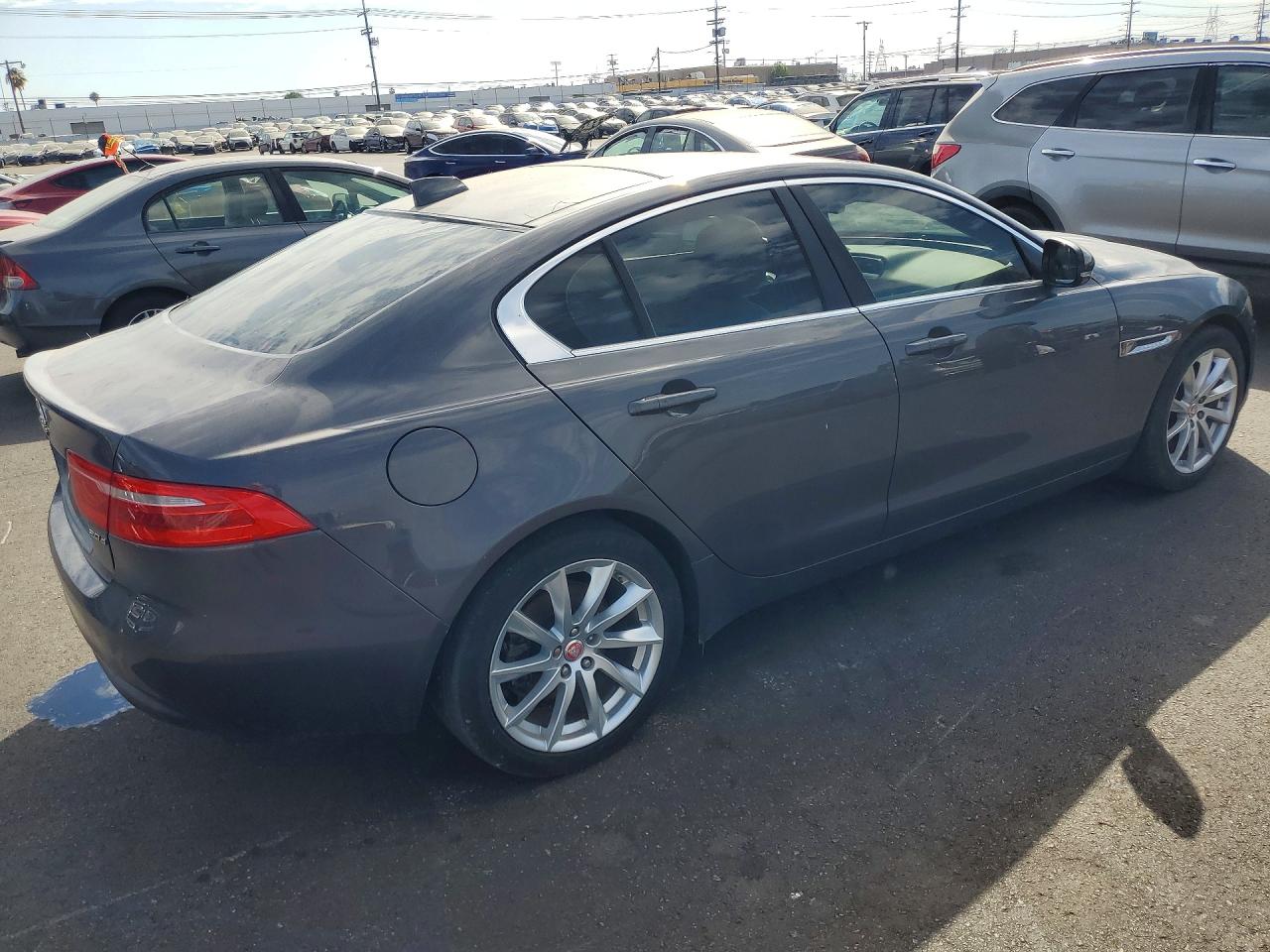 2017 JAGUAR XE