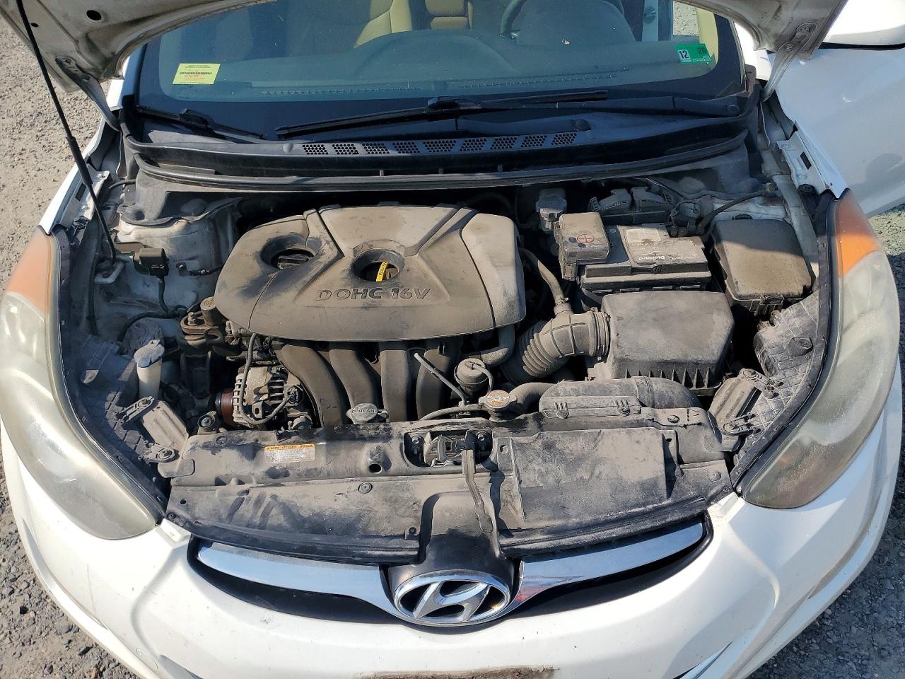 2012 HYUNDAI ELANTRA