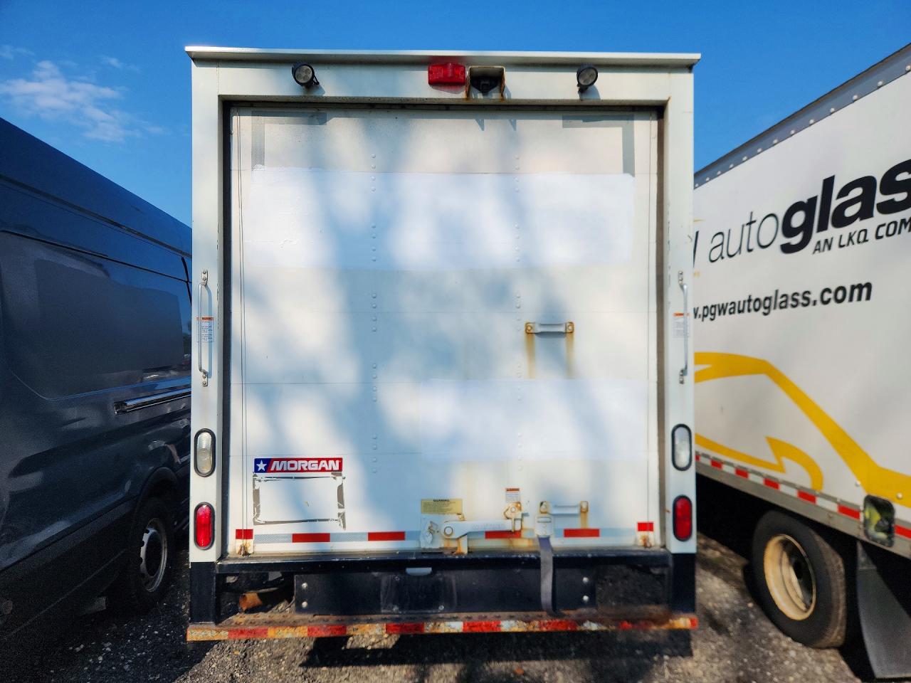 2019 CHEVROLET EXPRESS