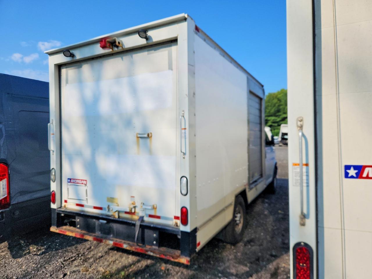 2019 CHEVROLET EXPRESS