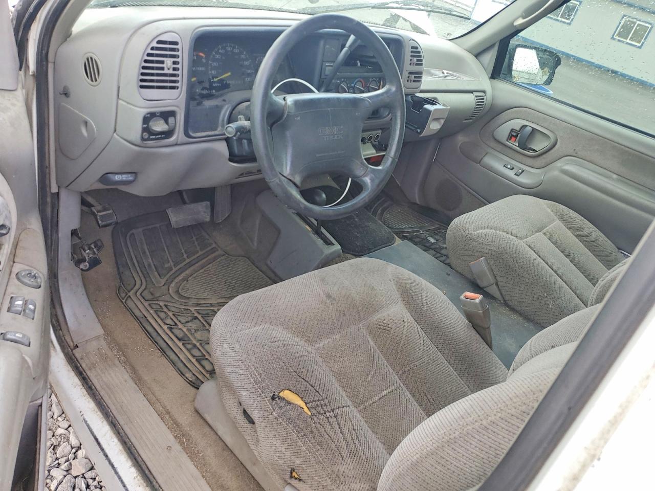 1995 GMC SIERRA