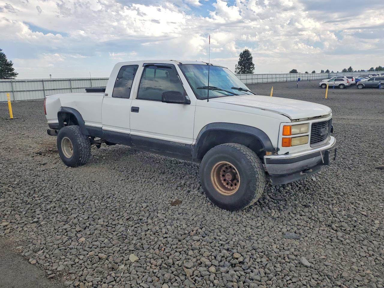 1995 GMC SIERRA