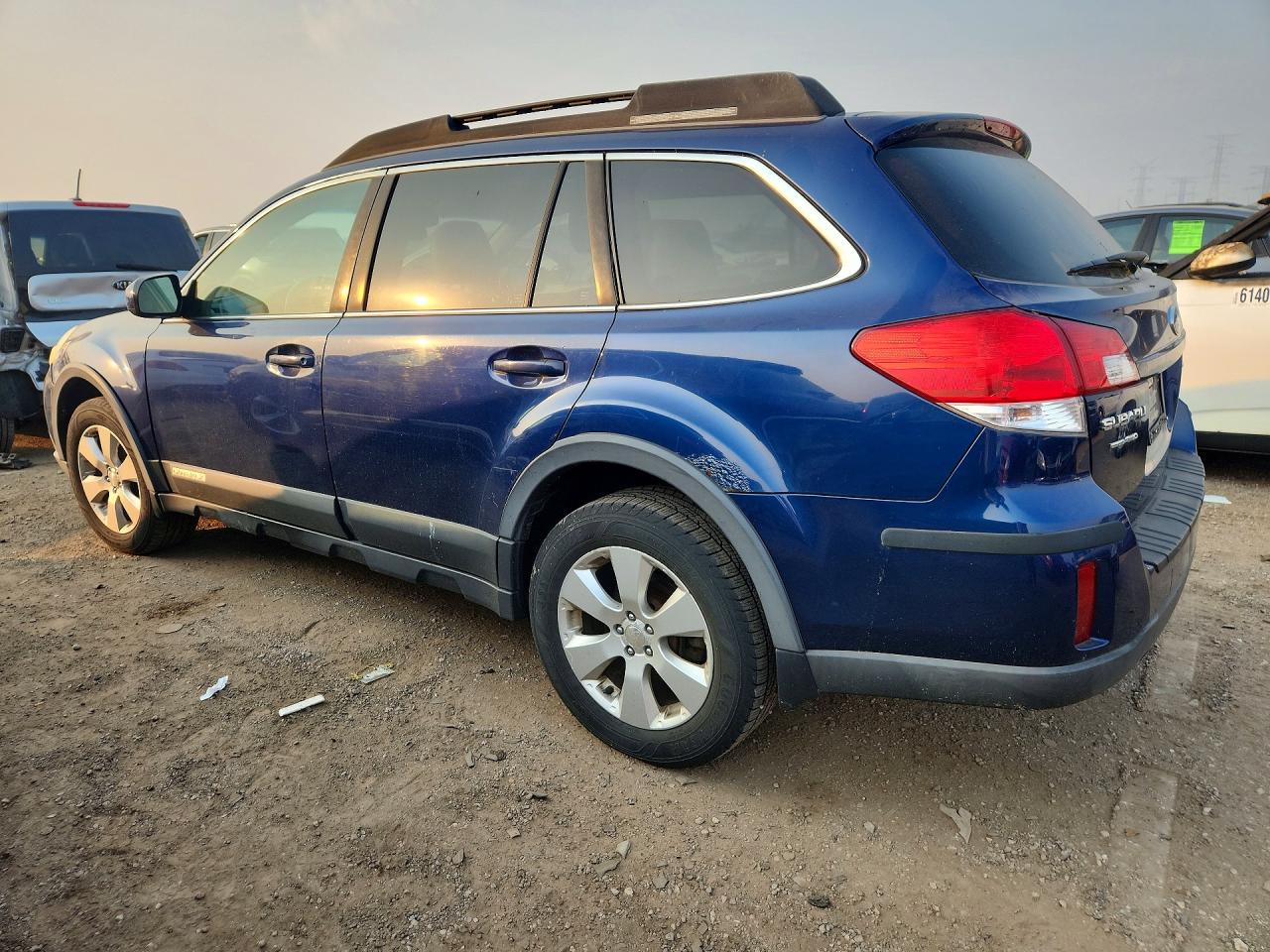 2010 SUBARU OUTBACK