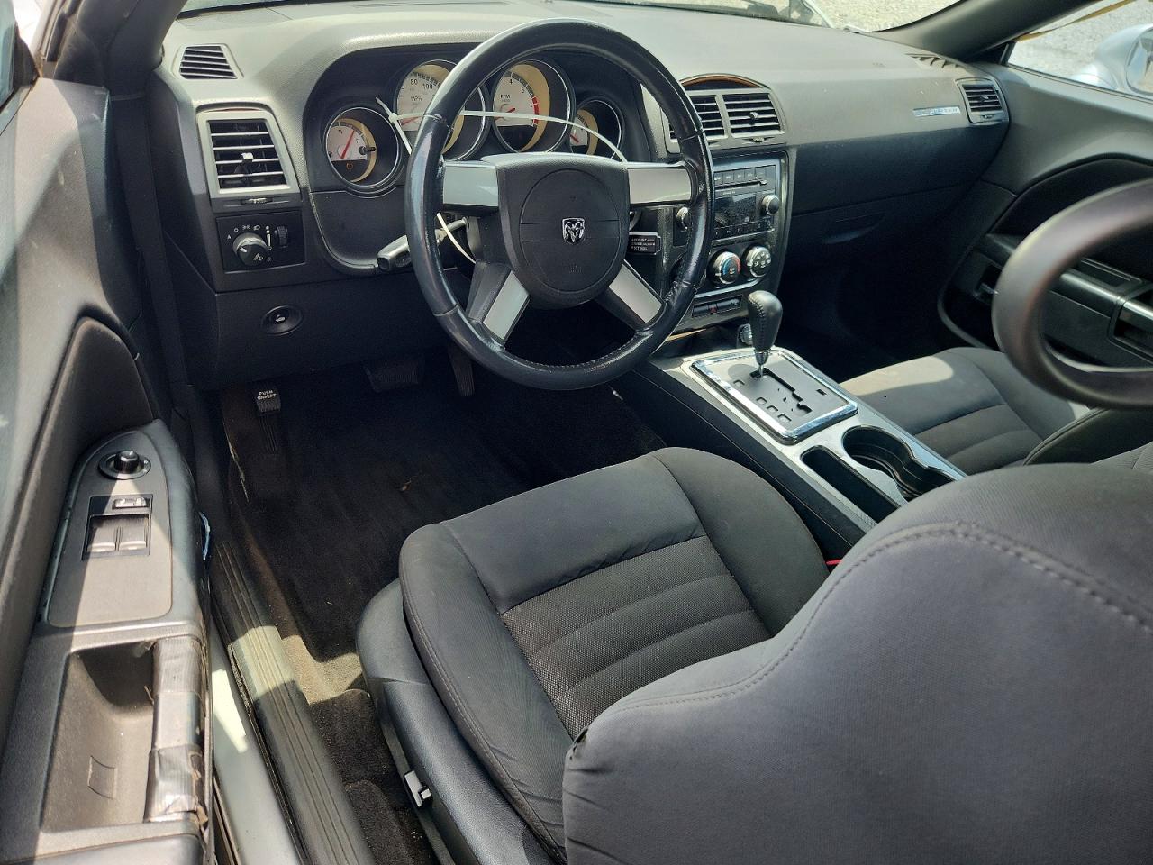 2010 DODGE CHALLENGER