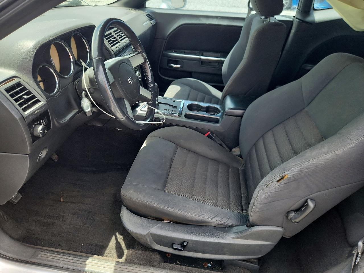 2010 DODGE CHALLENGER
