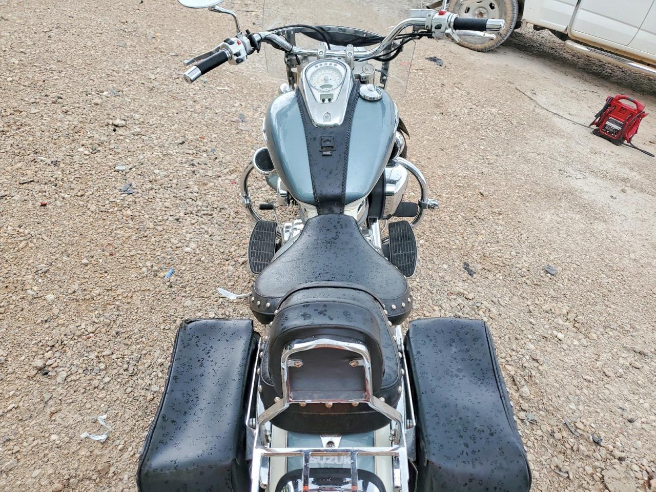 2011 SUZUKI CYC VL/VLR