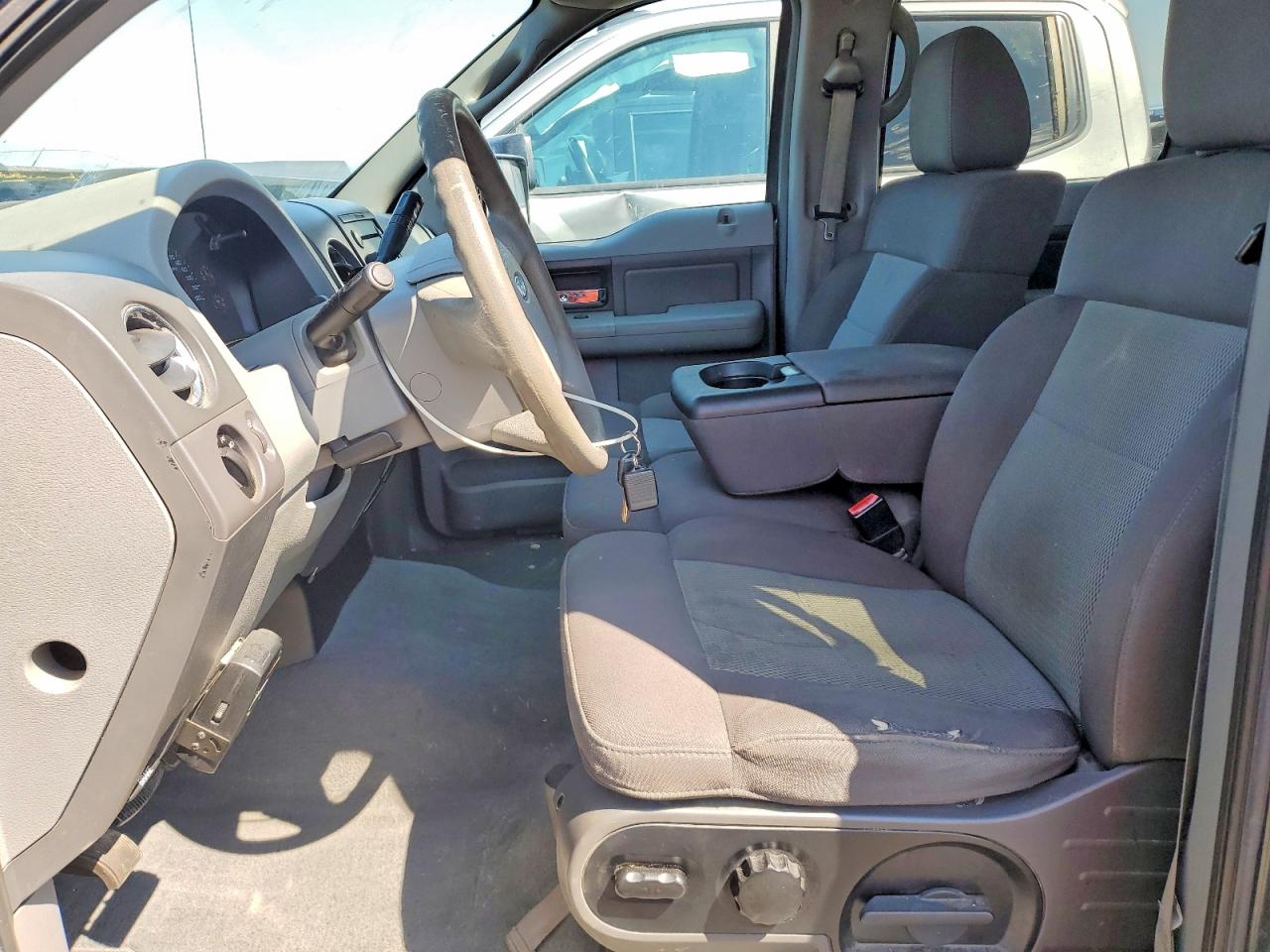2005 FORD F150