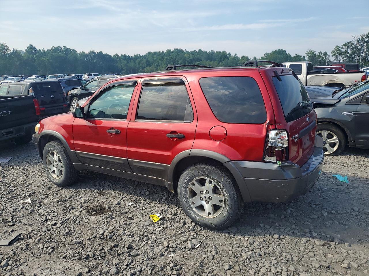 2005 FORD ESCAPE