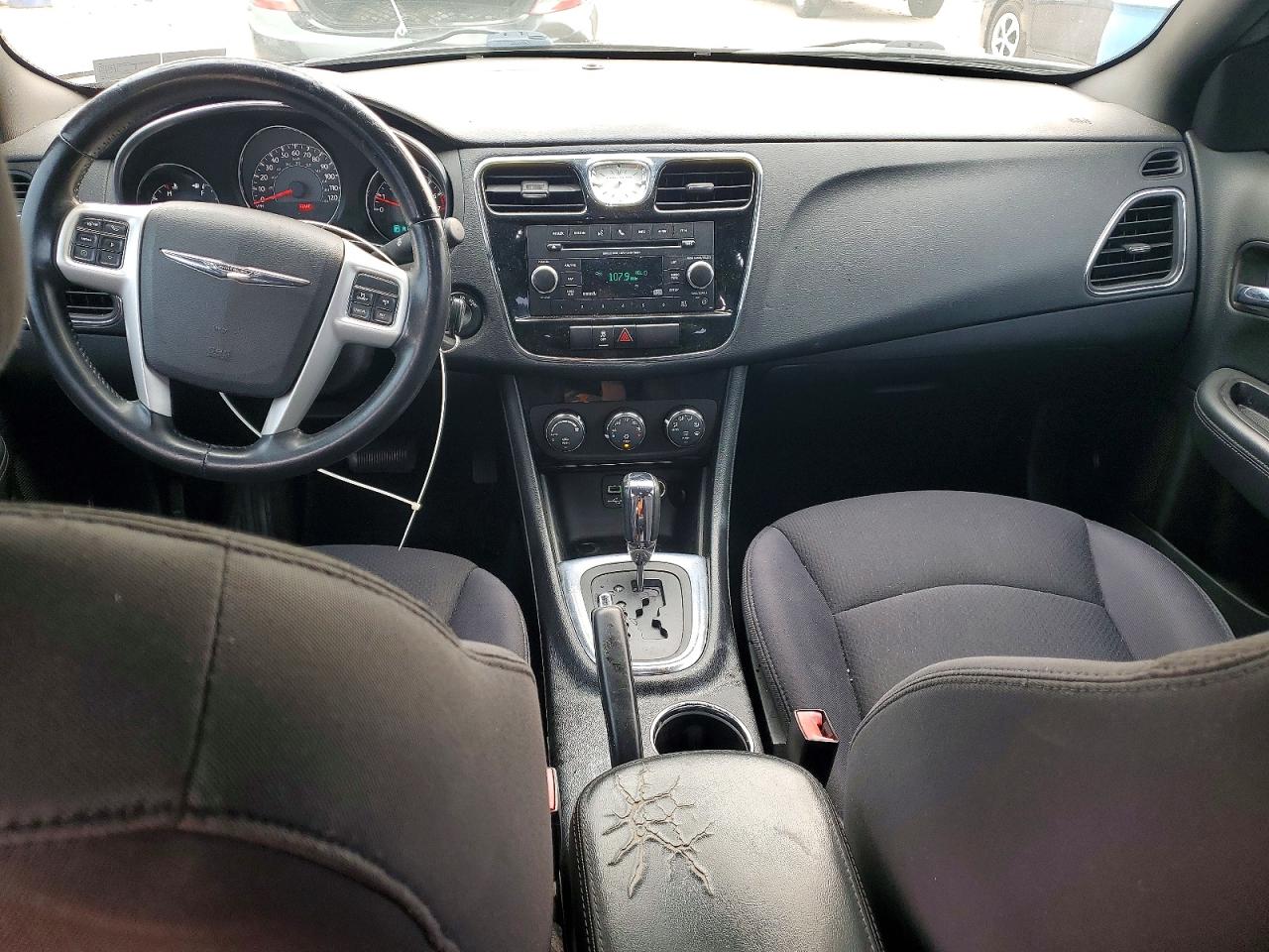2014 CHRYSLER 200