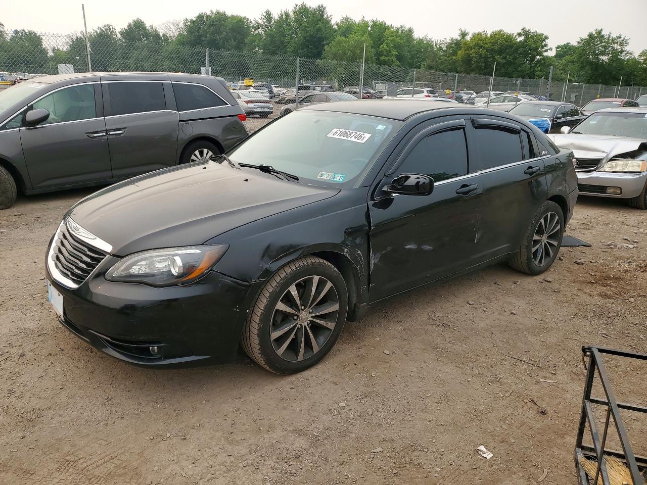 2014 CHRYSLER 200
