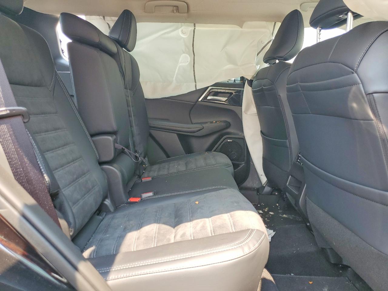 2026 MITSUBISHI OUTLANDER