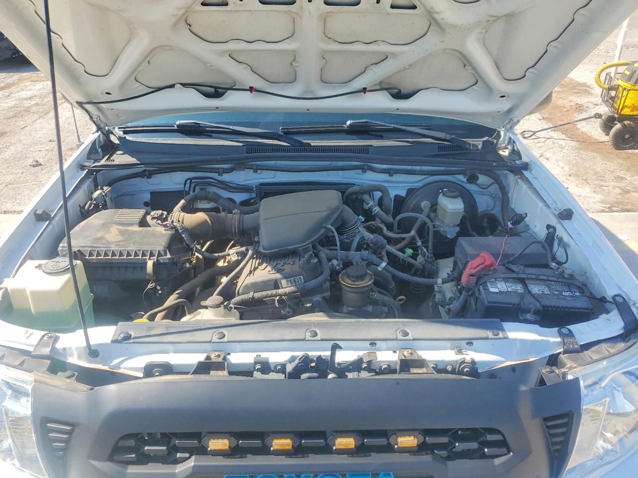 2005 TOYOTA TACOMA