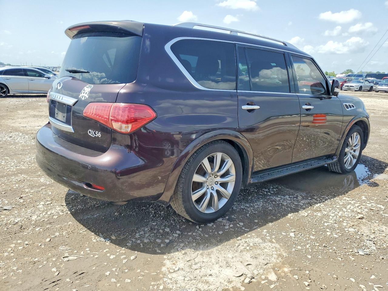 2013 INFINITI QX56 BASE