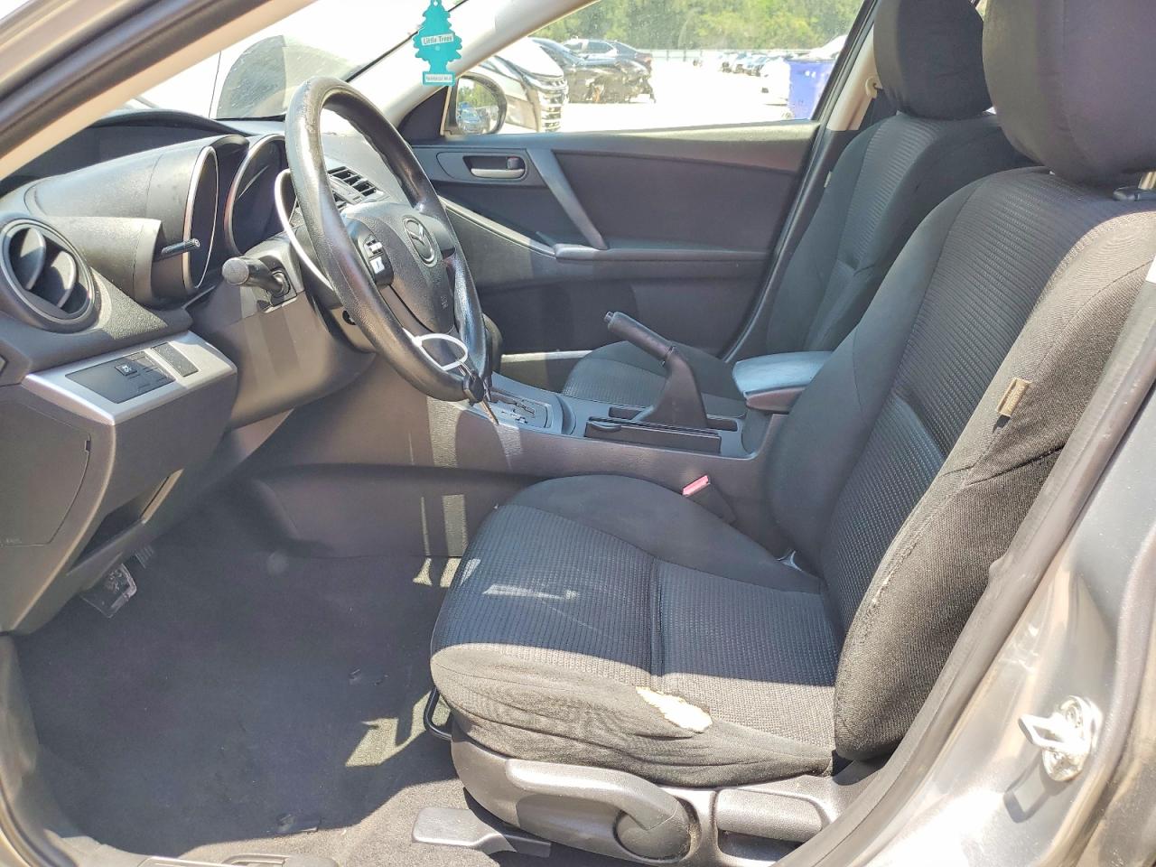 2013 MAZDA 3