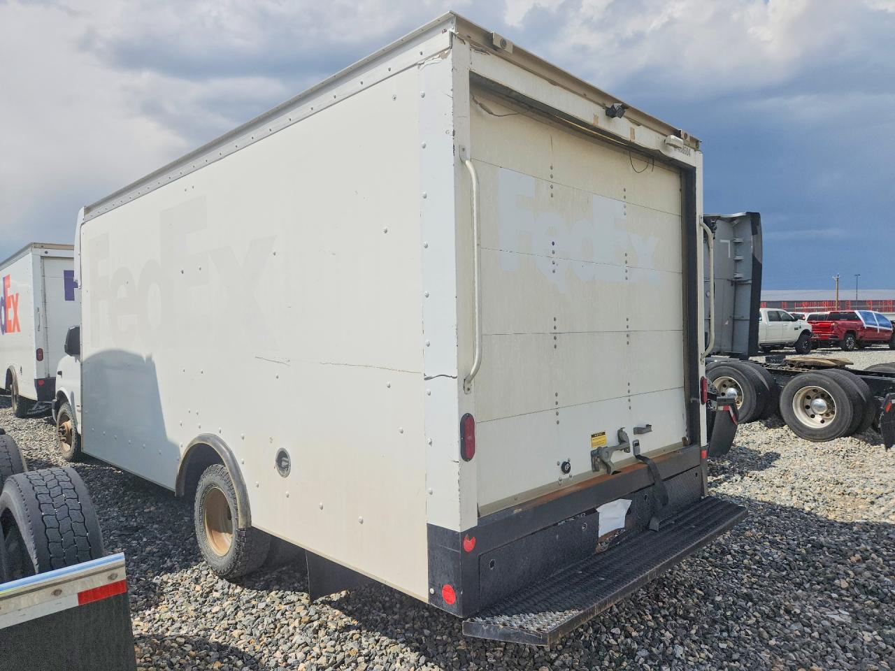 2021 CHEVROLET EXPRESS