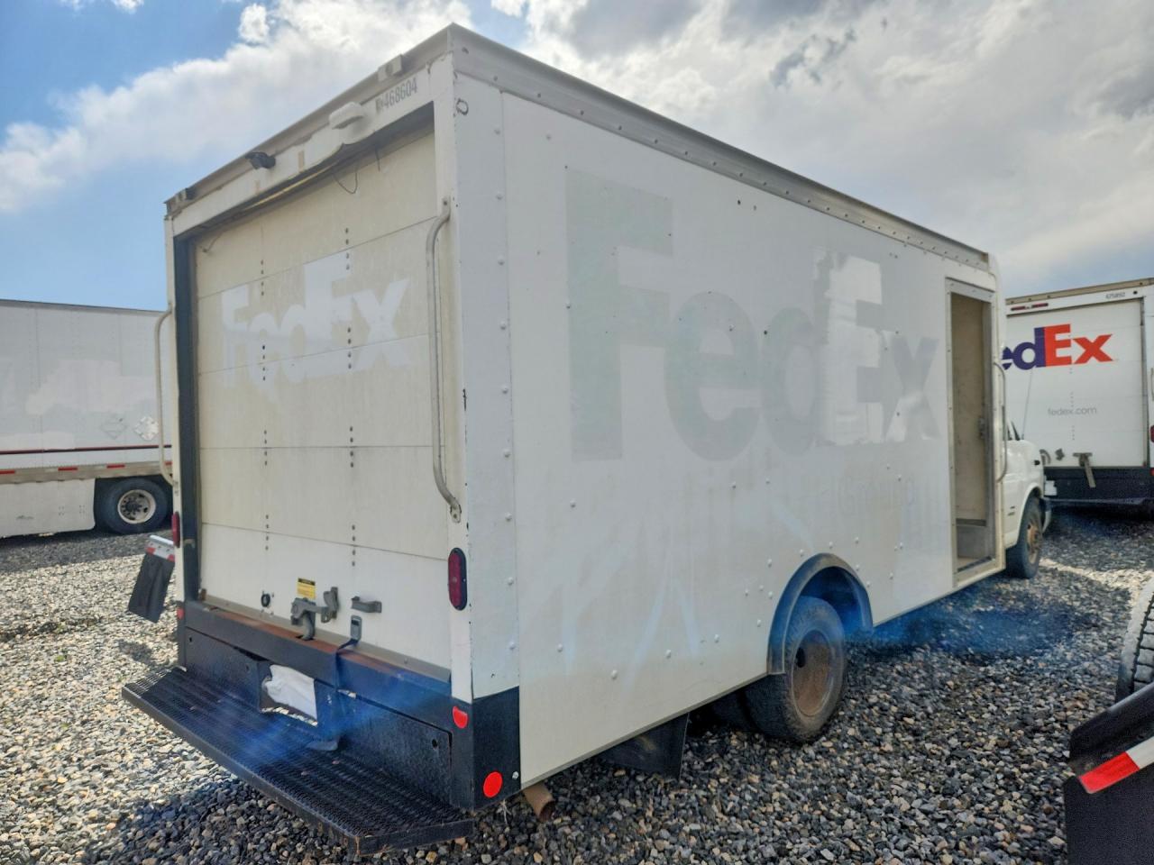 2021 CHEVROLET EXPRESS