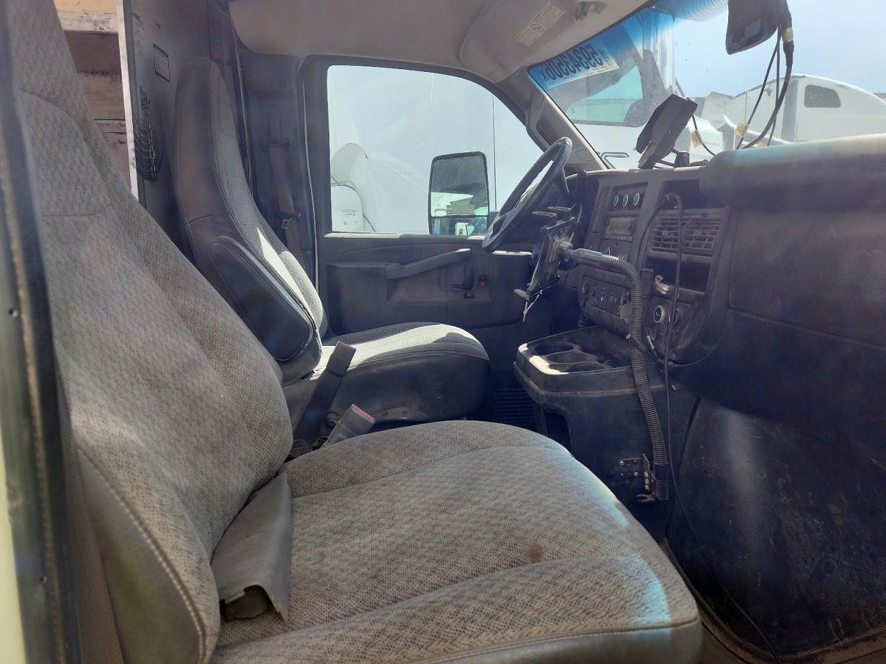 2021 CHEVROLET EXPRESS