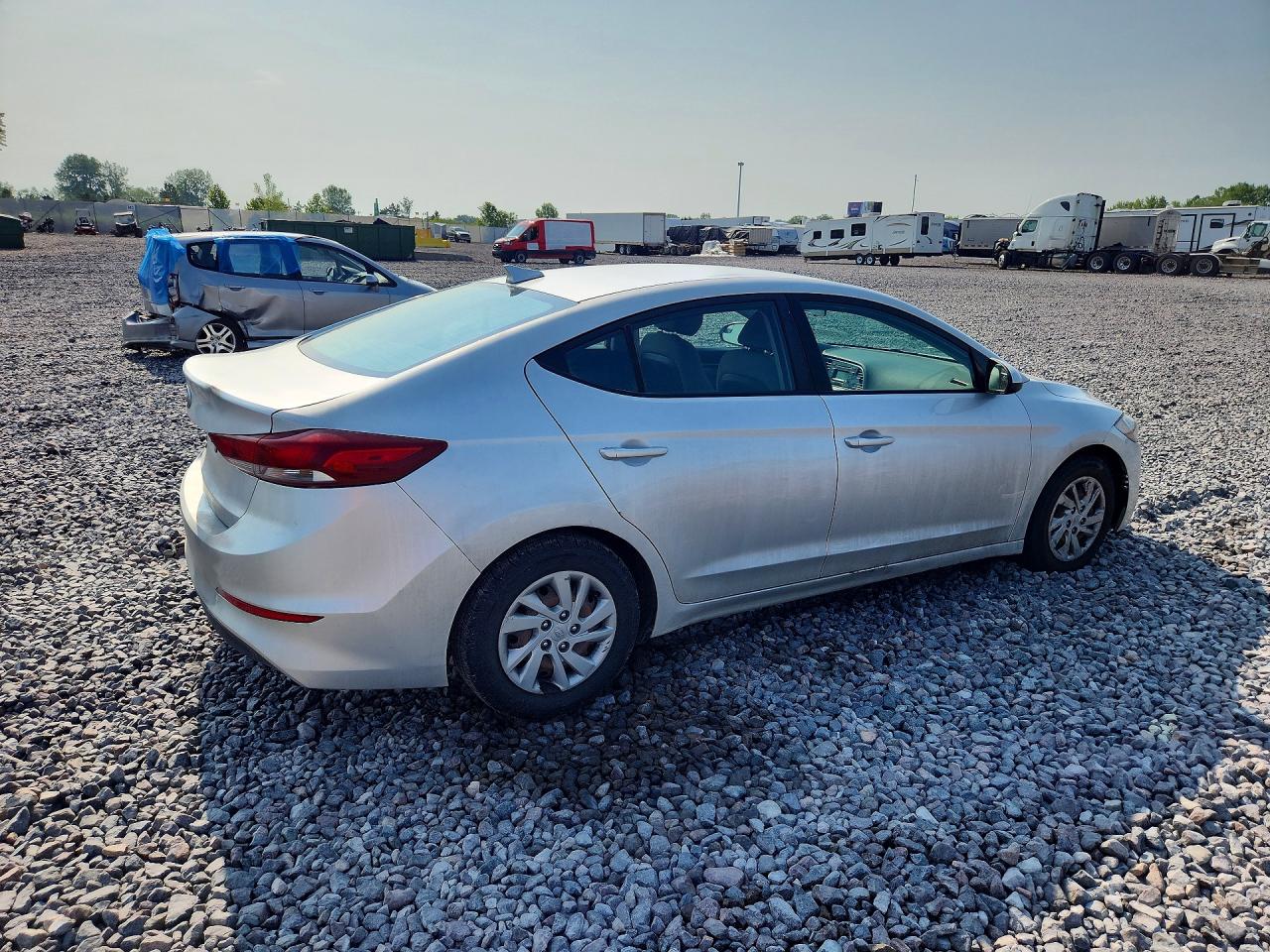 2017 HYUNDAI ELANTRA