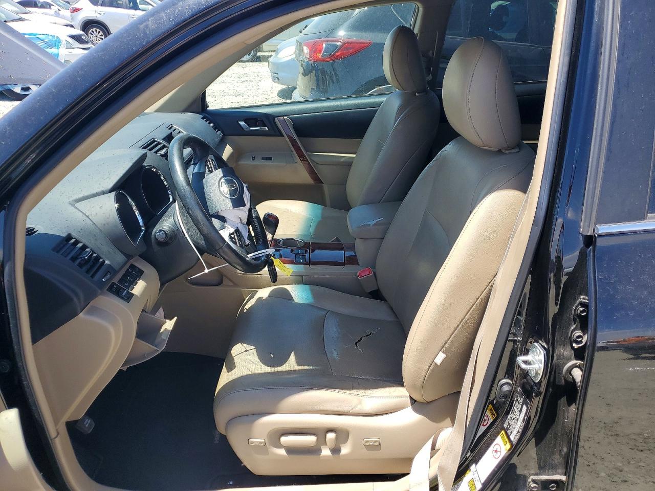 2013 TOYOTA HIGHLANDER