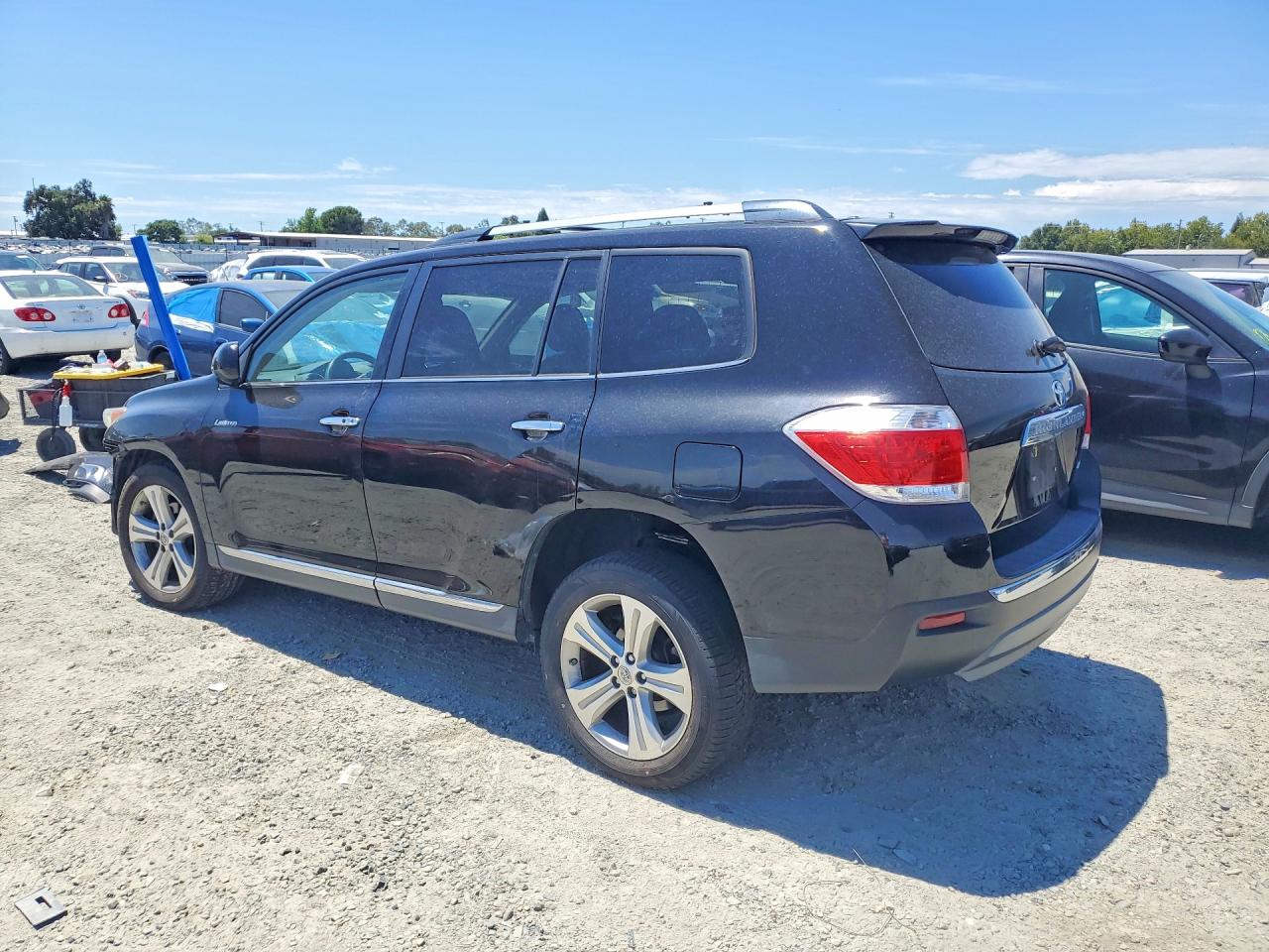 2013 TOYOTA HIGHLANDER