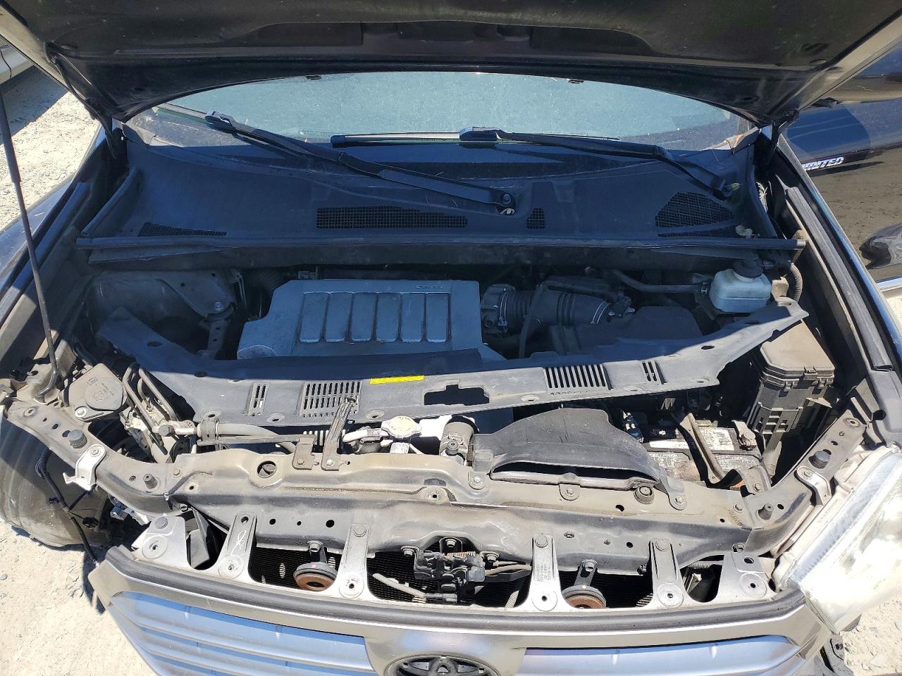 2013 TOYOTA HIGHLANDER