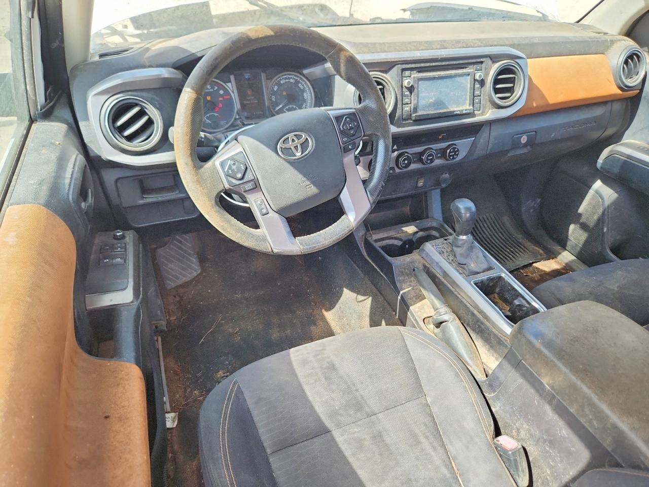 2016 TOYOTA TACOMA