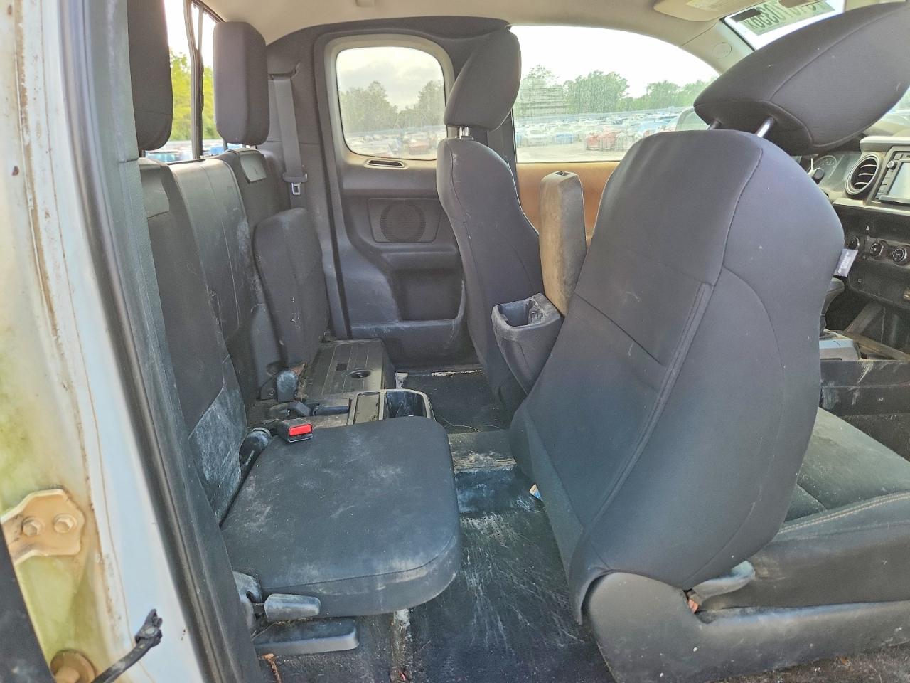 2016 TOYOTA TACOMA