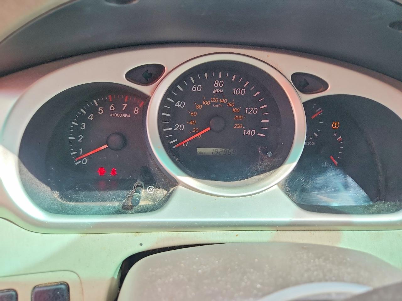2004 TOYOTA HIGHLANDER