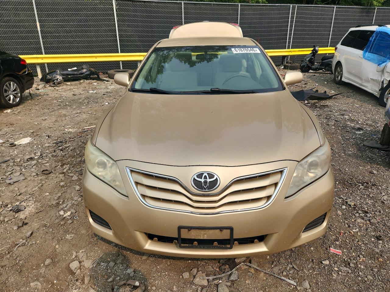2010 TOYOTA CAMRY