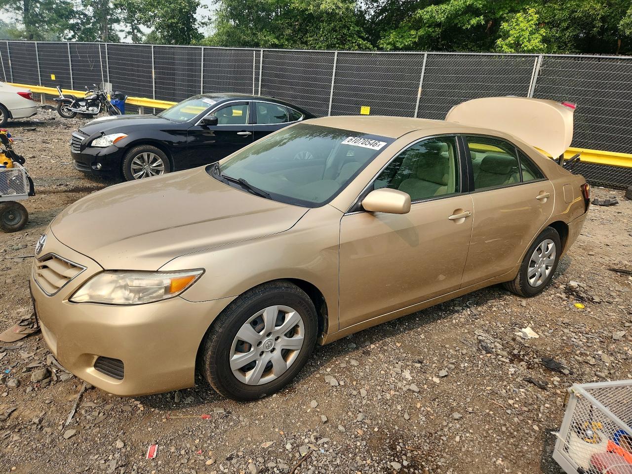 2010 TOYOTA CAMRY