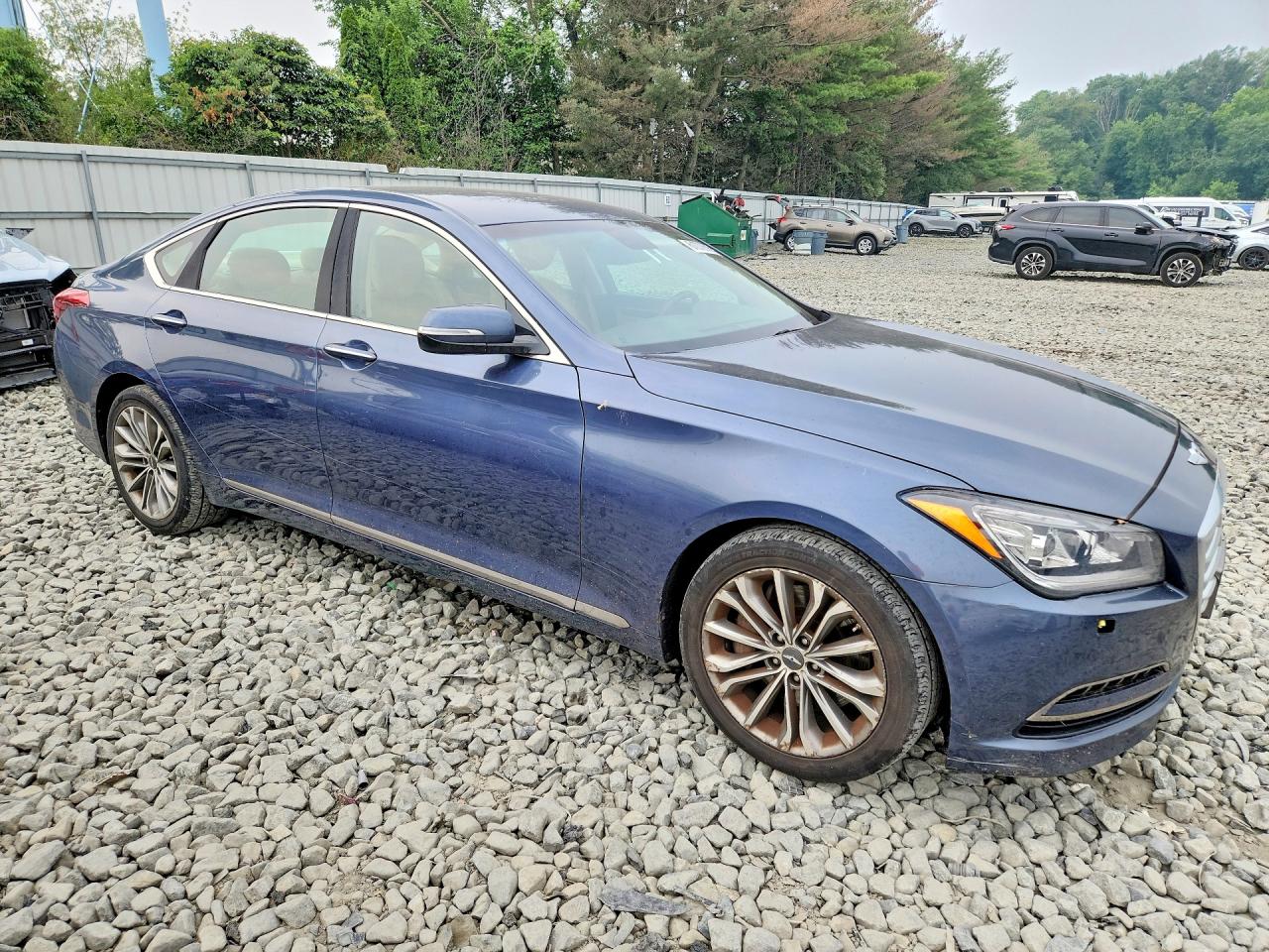 2016 HYUNDAI GENESIS