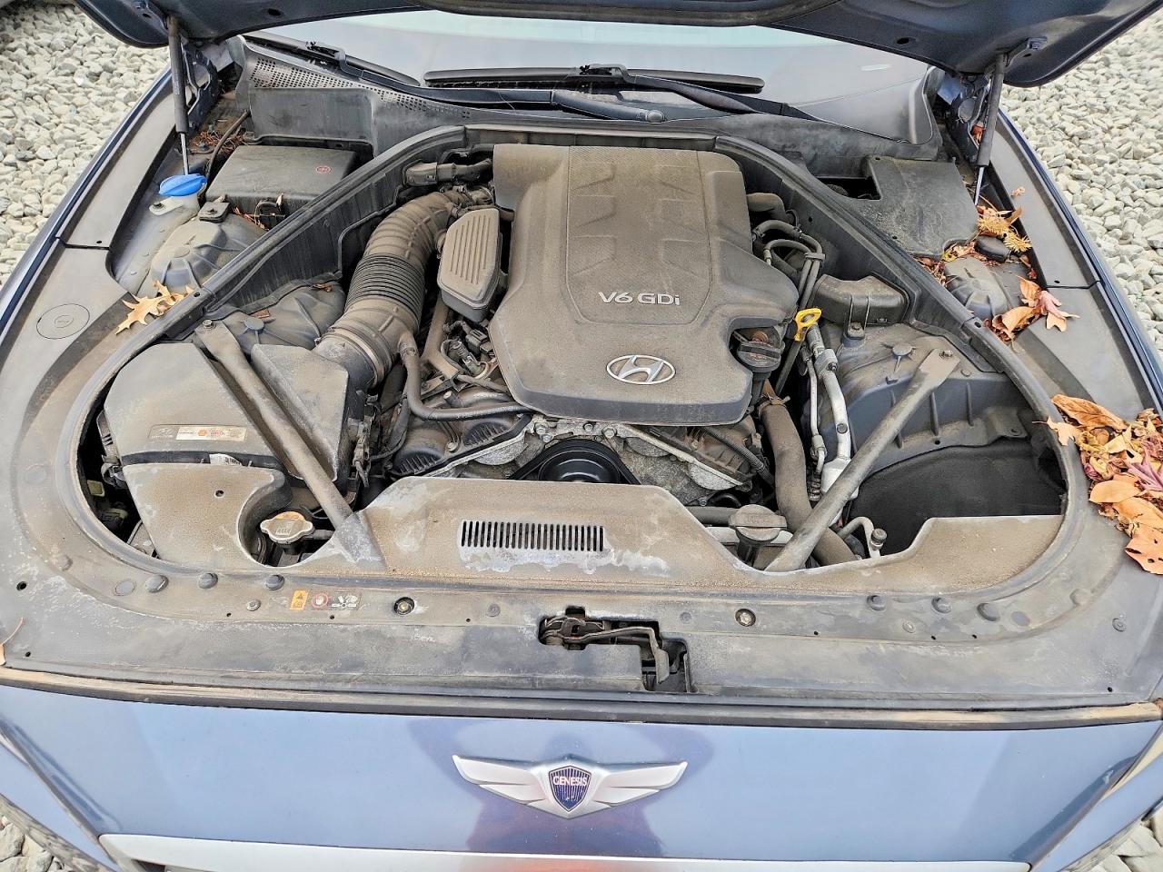 2016 HYUNDAI GENESIS