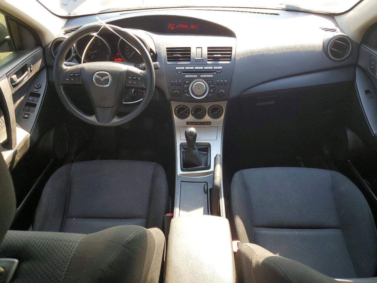 2010 MAZDA 3