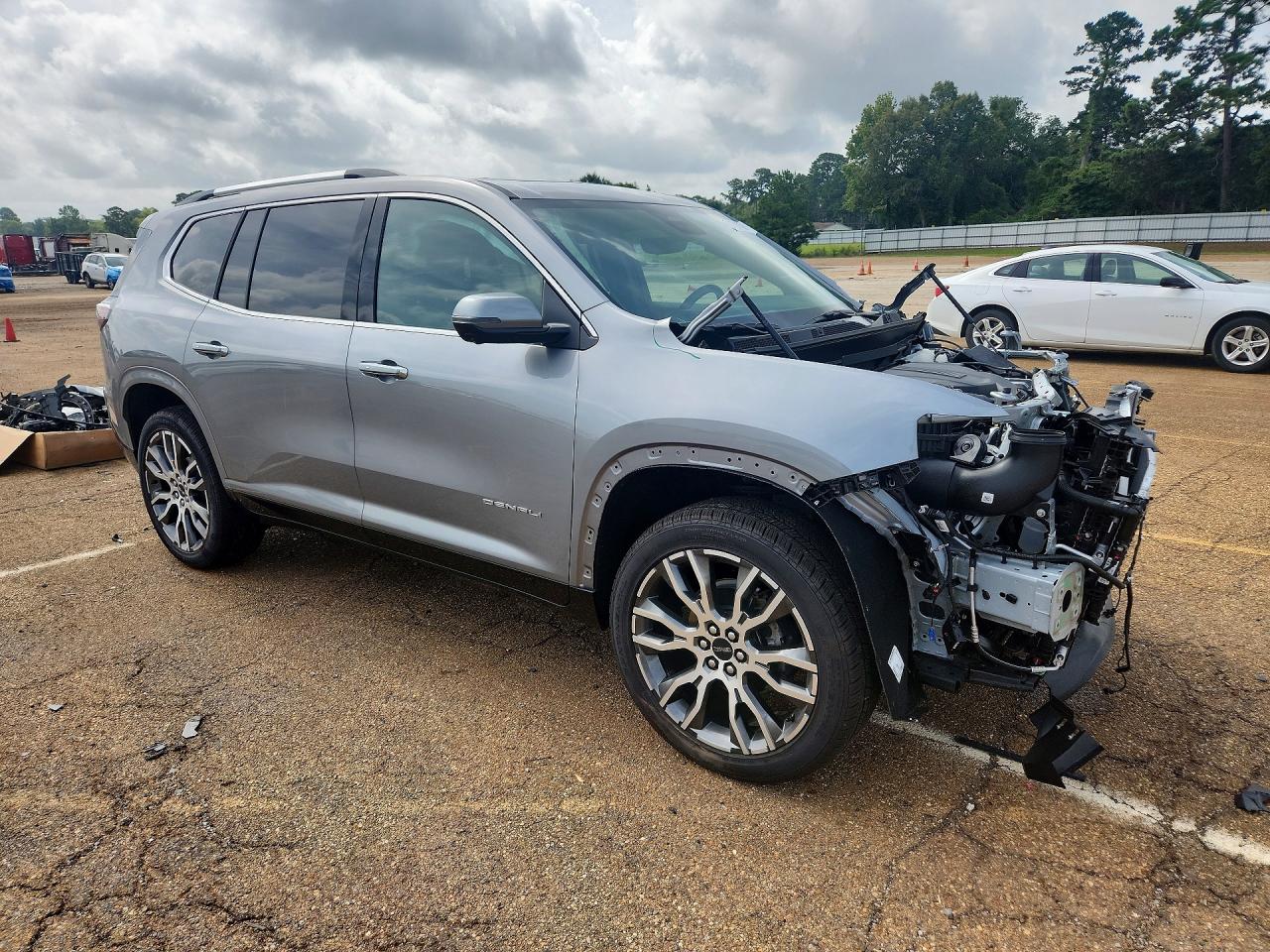 2026 GMC ACADIA DEN
